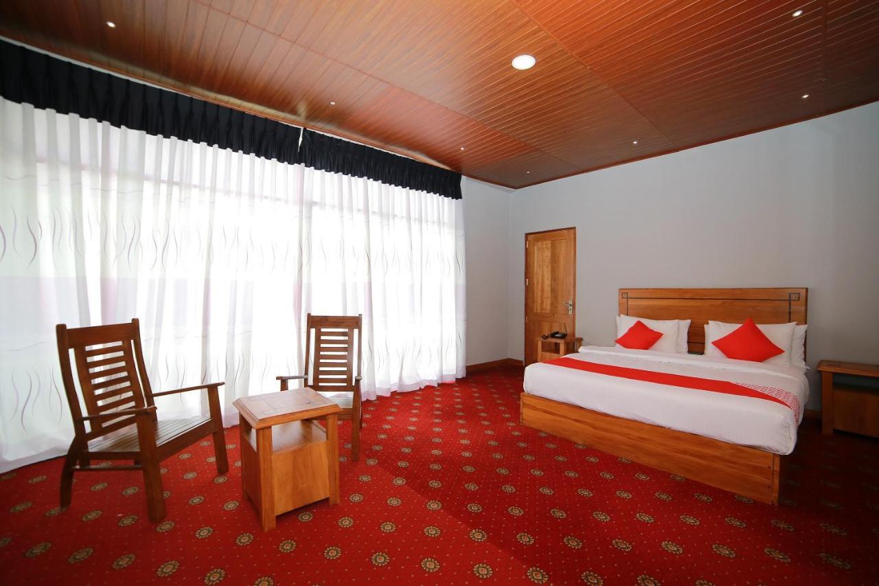 Oyo 278 Hotel Rivelka Kundasale Стая снимка