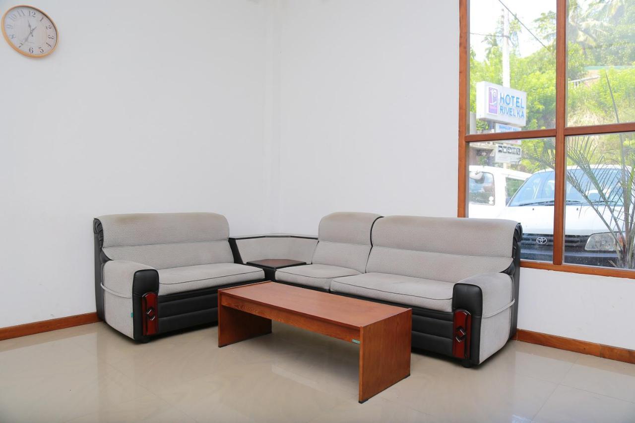Oyo 278 Hotel Rivelka Kundasale Екстериор снимка